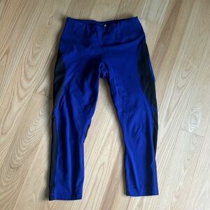 Yogalicious Blue Black Colorblock Capri Leggings OS High Waisted Yoga Gym